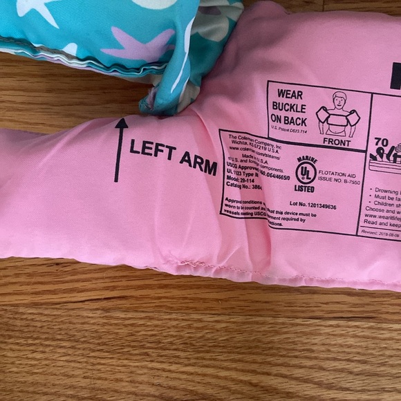 Coleman Company USCG Approved Puddle Jumper Flotation Device - Picture 8 of 11